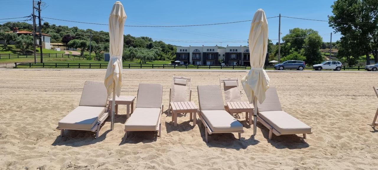 Heaven Luxury Villa Nea Roda Exterior foto